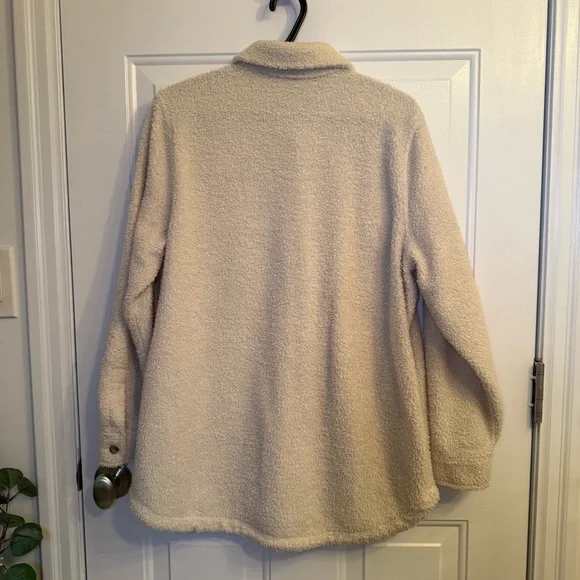 Universal Thread Off-White Sherpa Jacket - Picture 2 of 7